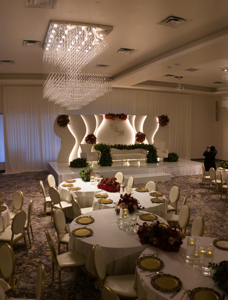 Luxurious1